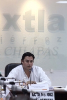 Lunes 3 de enero. Imágenes de las primeras sesiones del Cabildo Tuxtleco