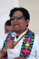 Jueves 26 de marzo del 2015. Tuxtla Gutiérrez. El Sacerdote Marcelo Pérez, párroco de Simojovel, al término de la peregrinación de 4 días por la paz que realiza el pueblo creyente y organizaciones sociales hacia la capital de de Chiapas