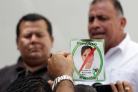 Viernes 23 de junio del 2017. Tuxtla Gutiérrez. Organizaciones y colectivos de periodistas muestran su solidaridad a Bautista Ibarias esta mañana. Viernes 23 de junio del 2017. Tuxtla Gutiérrez. Organizaciones y colectivos de periodistas muestran su solidaridad a Bautista Ibarias esta mañana.