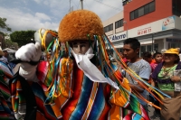 Jueves 17 de mayo del 2012. Tuxtla Gutiérrez, Chiapas. Esta mañana dan inicio las celebraciones en honor a San Pascual Bailón en donde se reúnen los grupos tradicionales de la etnia Zoque para iniciar el recorrido de El Carretón de San Pascualito por las 