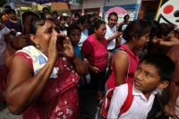 Jueves 17 de mayo del 2012. Tuxtla Gutiérrez, Chiapas. Esta mañana dan inicio las celebraciones en honor a San Pascual Bailón en donde se reúnen los grupos tradicionales de la etnia Zoque para iniciar el recorrido de El Carretón de San Pascualito por las 