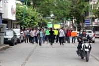 Miércoles 14 de junio del 2017. Tuxtla Gutiérrez El periodista Silvano bautista Ibarias continua recibiendo la solidaridad del gremio esta mañana al interponer su denuncia correspondiente en la CEDH Miércoles 14 de junio del 2017. Tuxtla Gutiérrez El periodista Silvano bautista Ibarias continua recibiendo la solidaridad del gremio esta mañana al interponer su denuncia correspondiente en la CEDH