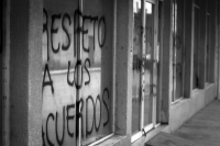 Domingo 19 de julio del 2020. Tuxtla Gutiérrez.  Las pintas realizadas por estudiantes este fin de semana en las instalaciones de la Subsecretaria de Servicios Federalizados de Educación se conservan como huella del encono entre los jóvenes normalistas