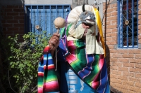 18012023. Suchiapa. El recorrido de los Parachicos durante las festividades de San Sebastian.
