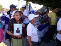 Foto/Manuel Núñez Acosta. Miércoles 18 de diciembre del 2013. La Caravanas de Madres de Centroamericanos Migrantes continúa con el recorrido por la frontera sur de México visitando el río Suchiate.