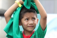 Domingo 29 de junio del 2014. Tuxtla Gutiérrez. A pesar de la derrota, sufriendo y disfrutando. (Secuencia durante la transmisión del partido entre México Y Holanda).