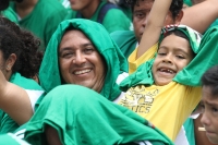 Domingo 29 de junio del 2014. Tuxtla Gutiérrez. A pesar de la derrota, sufriendo y disfrutando. (Secuencia durante la transmisión del partido entre México Y Holanda).