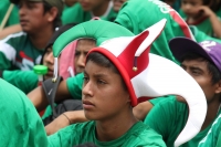 Domingo 29 de junio del 2014. Tuxtla Gutiérrez. A pesar de la derrota, sufriendo y disfrutando. (Secuencia durante la transmisión del partido entre México Y Holanda).