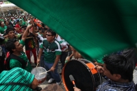 Domingo 29 de junio del 2014. Tuxtla Gutiérrez. A pesar de la derrota, sufriendo y disfrutando. (Secuencia durante la transmisión del partido entre México Y Holanda).