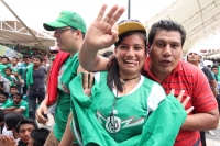 Domingo 29 de junio del 2014. Tuxtla Gutiérrez. A pesar de la derrota, sufriendo y disfrutando. (Secuencia durante la transmisión del partido entre México Y Holanda). Domingo 29 de junio del 2014. Tuxtla Gutiérrez. A pesar de la derrota, sufriendo y disfrutando. (Secuencia durante la transmisión del partido entre México Y Holanda).