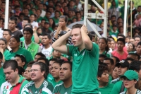 Domingo 29 de junio del 2014. Tuxtla Gutiérrez. A pesar de la derrota, sufriendo y disfrutando. (Secuencia de Manuel Velazco, gobernador de Chiapas durante la transmisión del partido entre México Y Holanda).