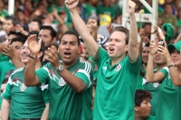 Domingo 29 de junio del 2014. Tuxtla Gutiérrez. A pesar de la derrota, sufriendo y disfrutando. (Secuencia de Manuel Velazco, gobernador de Chiapas durante la transmisión del partido entre México Y Holanda).