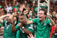 Domingo 29 de junio del 2014. Tuxtla Gutiérrez. A pesar de la derrota, sufriendo y disfrutando. (Secuencia de Manuel Velazco, gobernador de Chiapas durante la transmisión del partido entre México Y Holanda).