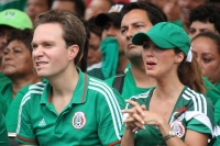 Domingo 29 de junio del 2014. Tuxtla Gutiérrez. A pesar de la derrota, sufriendo y disfrutando. (Secuencia de Manuel Velazco, gobernador de Chiapas durante la transmisión del partido entre México Y Holanda).