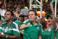 Domingo 29 de junio del 2014. Tuxtla Gutiérrez. A pesar de la derrota, sufriendo y disfrutando. (Secuencia de Manuel Velazco, gobernador de Chiapas durante la transmisión del partido entre México Y Holanda).