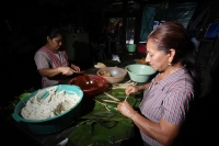 Lunes 16 de enero del 2012. La preparación de los tamales de Chiapa de Corzo. Lunes 16 de enero del 2012. La preparación de los tamales de Chiapa de Corzo.