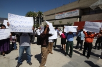 Lunes 13 de febrero del 2012. Entregan reconocimiento a trabajadores del poder judicial.