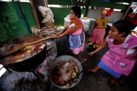 Los habitantes de la Colonia de Terán se reúnen este día para realizar los festejos tradicionales de la Santa Cruz, la cual es venerada por los habitantes del poniente de la ciudad de Tuxtla Gutiérrez, Chiapas.