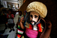 Los habitantes de la Colonia de Terán se reúnen este día para realizar los festejos tradicionales de la Santa Cruz, la cual es venerada por los habitantes del poniente de la ciudad de Tuxtla Gutiérrez, Chiapas.