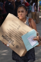 Jueves 19 de noviembre del 2015. Tuxtla Gutiérrez. La entrega de Televisores Digitales del Programa de Transición a la Televisión Digital Terrestre TLT de la SCT a hogares de escasos recursos definidos por la SEDESOL y con la colaboración del Servicio Pos