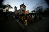 Especial/28 años de la explosión del Chichonal, El Espiritu de Nuestra Señora Humeante/Los habitantes de Nuevo Carmen Tonapak  fundaron esta comunidad con alrededor de 500 personas sobrevivientes del volcán Chichonal cuenta actualmente con más de 2,000 ha