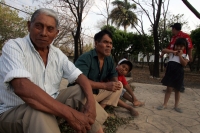 Especial/28 años de la explosión del Chichonal, El Espíritu de Nuestras Señora Humeante/La mayoría de los sobrevivientes de la explosión del volcán Chichonal ven con desconfianza a las personas que se acercan a la comunidad Nuevo Carmen Tonapak debido a l