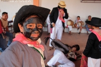 Jueves 3 de mayo del 2018. Tuxtla Gutiérrez. La representación del trato de la venta de un novillo en la época de la colonia se lleva a cabo en la ritualidad de las festividades de la Santa Cruz incluida en el calendario de celebraciones costumbristas 