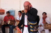Jueves 3 de mayo del 2018. Tuxtla Gutiérrez. La representación del trato de la venta de un novillo en la época de la colonia se lleva a cabo en la ritualidad de las festividades de la Santa Cruz incluida en el calendario de celebraciones costumbristas 