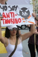Domingo 27 de febrero. Organizaciones civiles marchan este medio día en la Av central para exigir a las autoridades el respeto por los animales y en contra de las corridas de toros realizando una representación de la violencia en la tauromaquia y la vejac