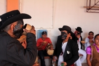 Jueves 3 de mayo del 2018. Tuxtla Gutiérrez. La representación del trato de la venta de un novillo en la época de la colonia se lleva a cabo en la ritualidad de las festividades de la Santa Cruz incluida en el calendario de celebraciones costumbristas 