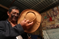 Viernes 3 de mayo del 2019. Tuxtla Gutiérrez. La danza del Torito es realizada en procesión por los miembros de la comunidad zoque durante las festividades del dÃa de la Santa Cruz. Viernes 3 de mayo del 2019. Tuxtla Gutiérrez. La danza del Torito es realizada en procesión por los miembros de la comunidad zoque durante las festividades del dÃa de la Santa Cruz.