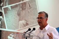 Miércoles 30 de marzo. Esta tarde se llevo a cabo la presentación de la fundación TV Azteca Chiapas con la participación de Esteban Moctezuma y Ricardo Salinas en la Torre Chiapas.