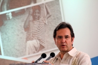 Miércoles 30 de marzo. Esta tarde se llevo a cabo la presentación de la fundación TV Azteca Chiapas con la participación de Esteban Moctezuma y Ricardo Salinas en la Torre Chiapas. Miércoles 30 de marzo. Esta tarde se llevo a cabo la presentación de la fundación TV Azteca Chiapas con la participación de Esteban Moctezuma y Ricardo Salinas en la Torre Chiapas.
