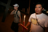 Martes 22 de febrero. Migrantes en su transito al norte del país realizan esta noche una protesta simbólica en las vías y vagones del tren, en el consulado de El Salvador en Arriaga para protestar por las políticas migratorias que se discutirán en el Sena