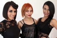 Sábado 12 de mayo del 2012. Esta noche continúan las pasarelas del Expo Trendy 2012 donde se reúnen diseñadores de moda y accesorios chiapanecos.