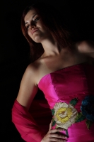 Sábado 12 de mayo del 2012. Esta noche continúan las pasarelas del Expo Trendy 2012 donde se reúnen diseñadores de moda y accesorios chiapanecos.