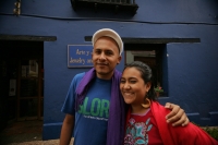 El poeta y Hip Hopero Boca Suelta, aprovecha el clima de la ciudad de San Cristóbal de las Casas para conocer la arquitectura colonial de esta ciudad del sureste de México.