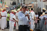 Martes 16 de enero del 2018. Chiapa de Corzo. La ofrenda de San Sebastián. Vestidos a la usanza de los indí­genas de la depresión central de Chiapas; las familias llevan frutas y alimentos por las calles de esta población para ofrecer a San Sebastián 