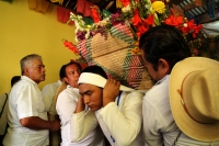 Domingo 14 de octubre del 2018. Tuxtla Gutiérrez. Bajadas de las Virgenes de Copoya; Festejo de la Virgen del Rosario.  Danzantes, músicos y miembros de la comunidad Zoque de la depresión central de Chiapas acompañan el recorrido tradicional que reali