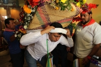 Domingo 14 de octubre del 2018. Tuxtla Gutiérrez. Bajadas de las Virgenes de Copoya; Festejo de la Virgen del Rosario.  Danzantes, músicos y miembros de la comunidad Zoque de la depresión central de Chiapas acompañan el recorrido tradicional que reali
