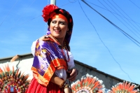 Domingo 14 de octubre del 2018. Tuxtla Gutiérrez. Bajadas de las Virgenes de Copoya; Festejo de la Virgen del Rosario.  Danzantes, músicos y miembros de la comunidad Zoque de la depresión central de Chiapas acompañan el recorrido tradicional que reali