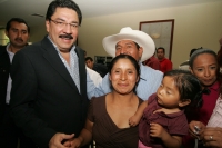 Viernes 15 de octubre. Ulises Ruiz, gobernador del estado de Oaxaca se reúne con priistas que ocuparan un cargo de elección popular en estado de Chiapas conformando una plataforma de trabajo desde la ciudad de Tuxtla Gutiérrez.