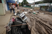 Domingo 4 de septiembre del 2016. Tuxtla Gutiérrez. Después de la lluvia del viernes, familias afectadas aún esperan la llegada de la ayuda Domingo 4 de septiembre del 2016. Tuxtla Gutiérrez. Después de la lluvia del viernes, familias afectadas aún esperan la llegada de la ayuda