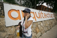 Este medio día continuaron los exámenes de selección en los diferentes planteles de la Universidad Autónoma de Chiapas.