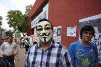 Jueves 4 de octubre del 2012. Tuxtla Gutiérrez, Chiapas. Entre desconfianza y retrasos se llevo a cabo esta mañana la conferencia de prensa de los estudiantes en huelga de la UNICACH.
