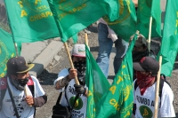 Miércoles 3 de enero del 2018. Tuxtla Gutiérrez. Militantes de la UNTA llegan desde la Zona altos de Chiapas para plantarse en la Avenida Central exigiendo que sea liberado de la cárcel Reynaldo Gómez Gómez. Miércoles 3 de enero del 2018. Tuxtla Gutiérrez. Militantes de la UNTA llegan desde la Zona altos de Chiapas para plantarse en la Avenida Central exigiendo que sea liberado de la cárcel Reynaldo Gómez Gómez.