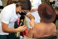 20210310. Tuxtla G. Durante la jornada de vacunación #Covid de este día