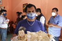 20210101. Tuxtla G. Levantada de Niños Zoque. Las familias de esta comunidad culminan el ciclo ritualista del 2020 cumpliendo con sus usos y costumbres que les da identidad siguiendo los protocolos de salud durante el tiempo del Covid