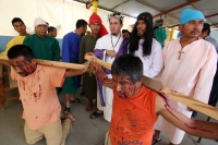 Viernes 18 de abril del 2014. Cintalapa de Figueroa. Los internos del Centro de Readaptación Social El Amate realizan la representación del viacrucis según la tradición católica dentro de los patios centrales de este penal ubicado en la depresión central 