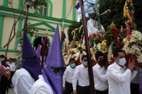 20210402. Venustiano Carranza. La procesión  del Viacrucis en las calles de La Antigua San Bartolomé de los Llanos